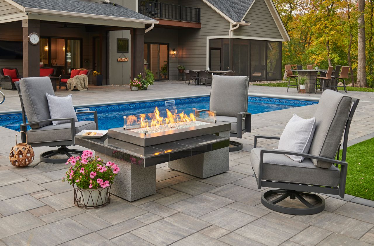Outdoor Greatroom Uptown Black Linear Gas Fire Pit Table