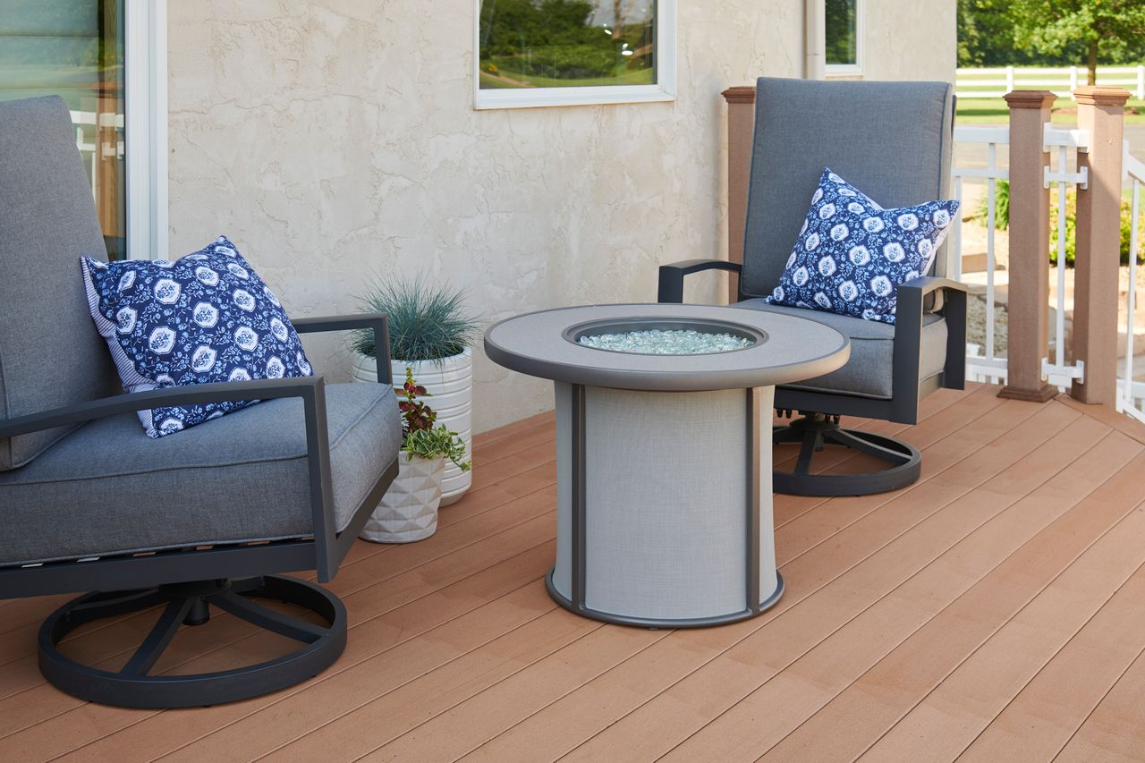 Outdoor Greatroom Stonefire Round Gas Fire Pit Table