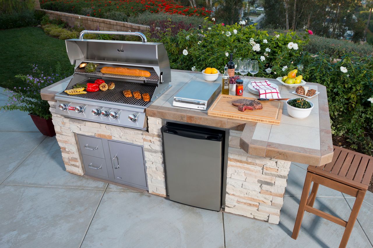 Bull Outdoor 38" Brahma Drop In Grill w/light - 5 Burner / 90,000 BTU's