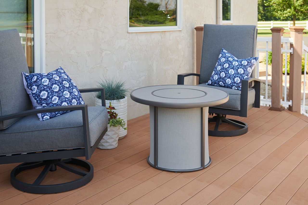 Outdoor Greatroom Stonefire Round Gas Fire Pit Table