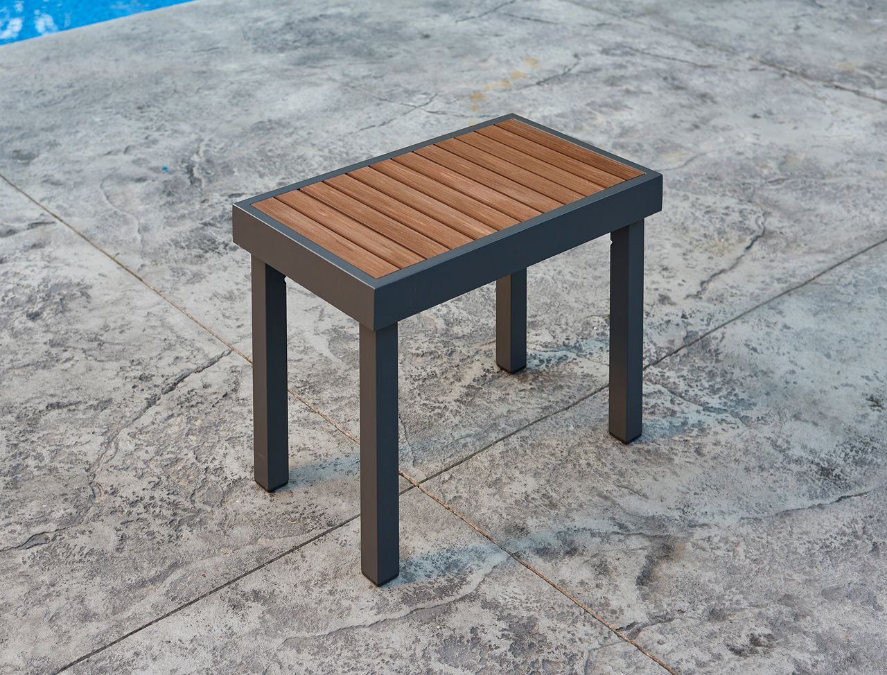 Outdoor Greatroom Kenwood Bench