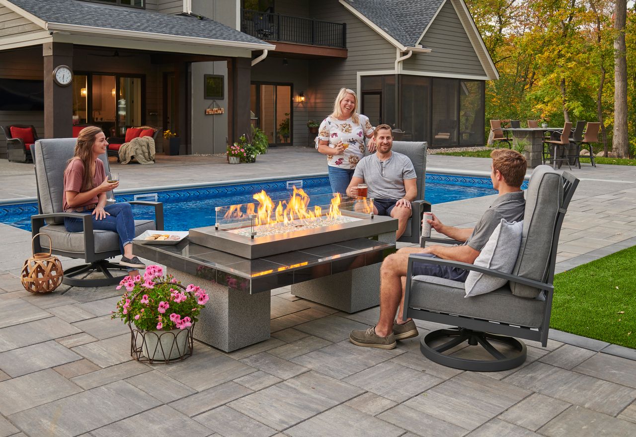 Outdoor Greatroom Uptown Black Linear Gas Fire Pit Table