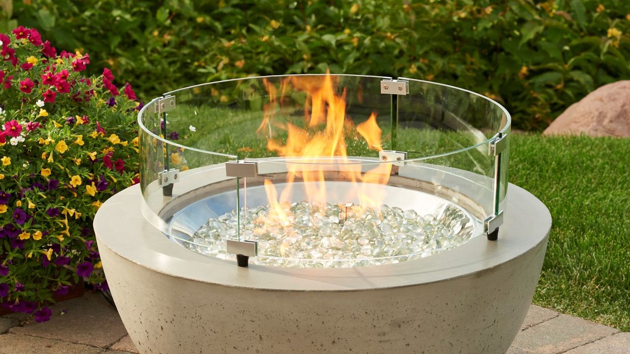 Outdoor Greatroom Round Glass Wind Guard for 20" Burner: 24.125" x 7"